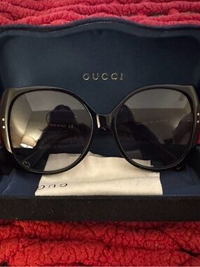 Gucci Black Oversized Round Women's Sunglasses